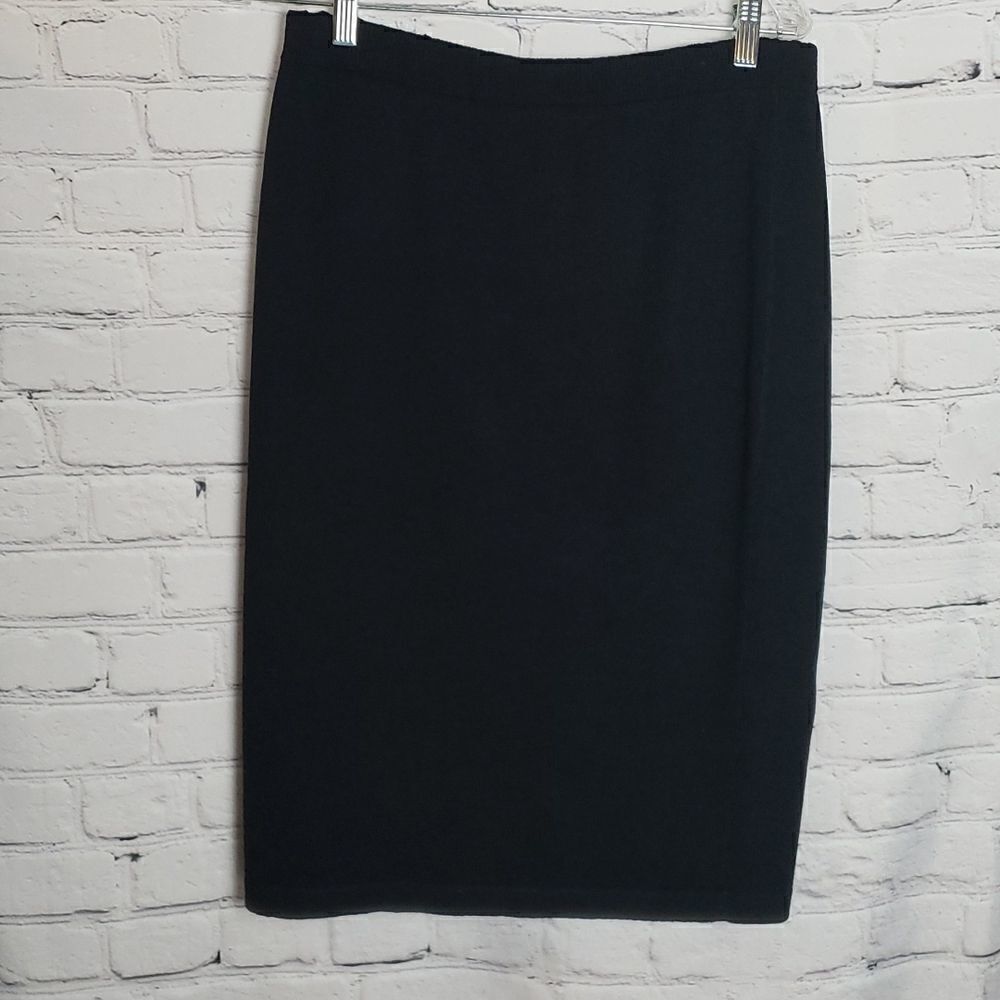 NWT J.S.S. Black Skirt‎